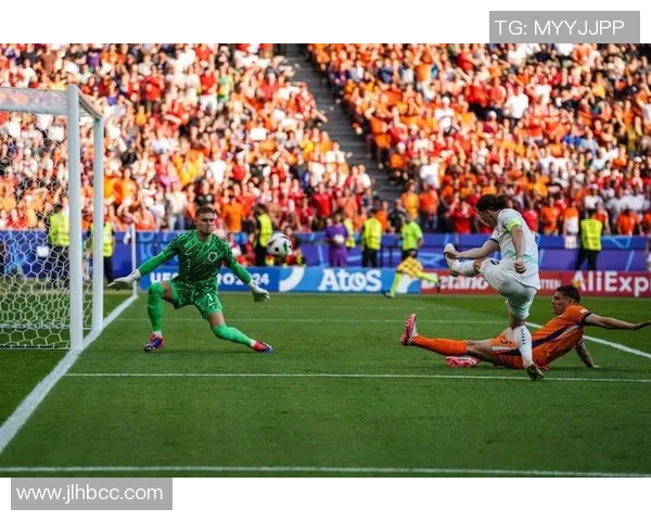 荷兰足球现役头号球星是谁 他在国际赛场上的表现如何