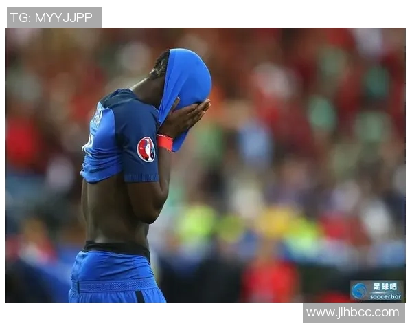 穿丝袜踢足球的球星是谁 他的另类风格引发球迷热议 穿丝袜踢足球的球星是谁 他的另类风格引发球迷热议